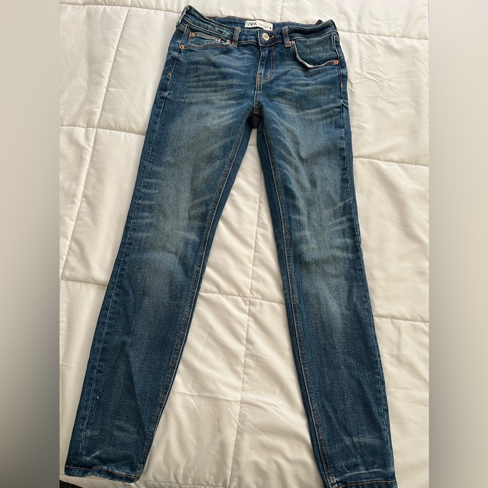 Zara Women's Skinny Jeans in Classic Blue